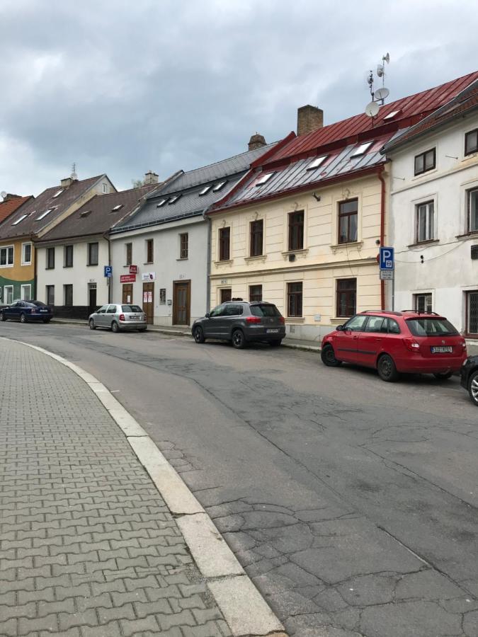 Apartman 3Kk 80 M2 S Virivkou A Saunou Jihlava Buitenkant foto